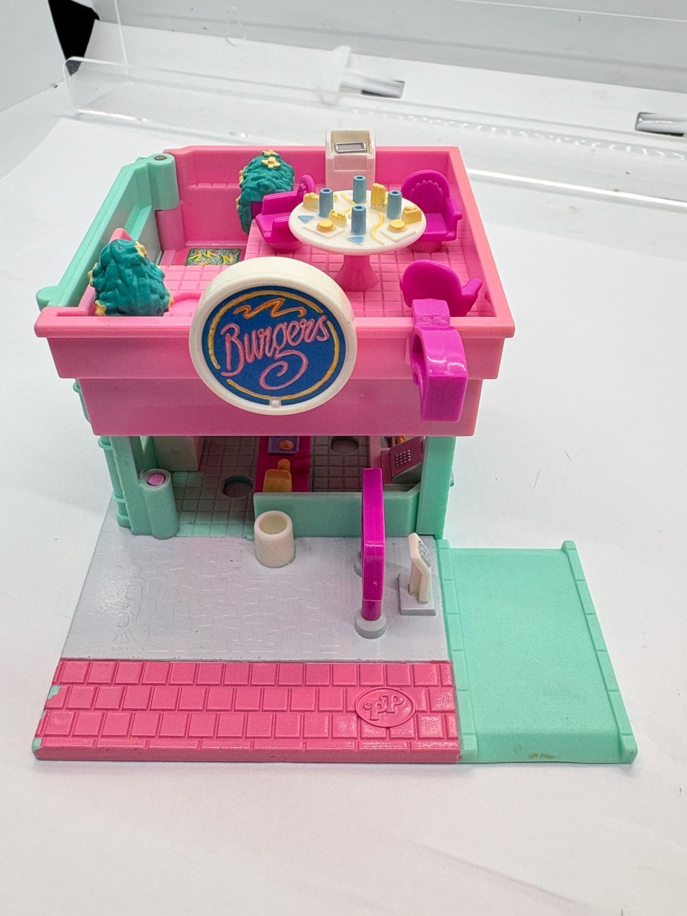 Vintage Polly Pocket 1994 Drive-Thru Burger Stand (Bluebird)-No fugure